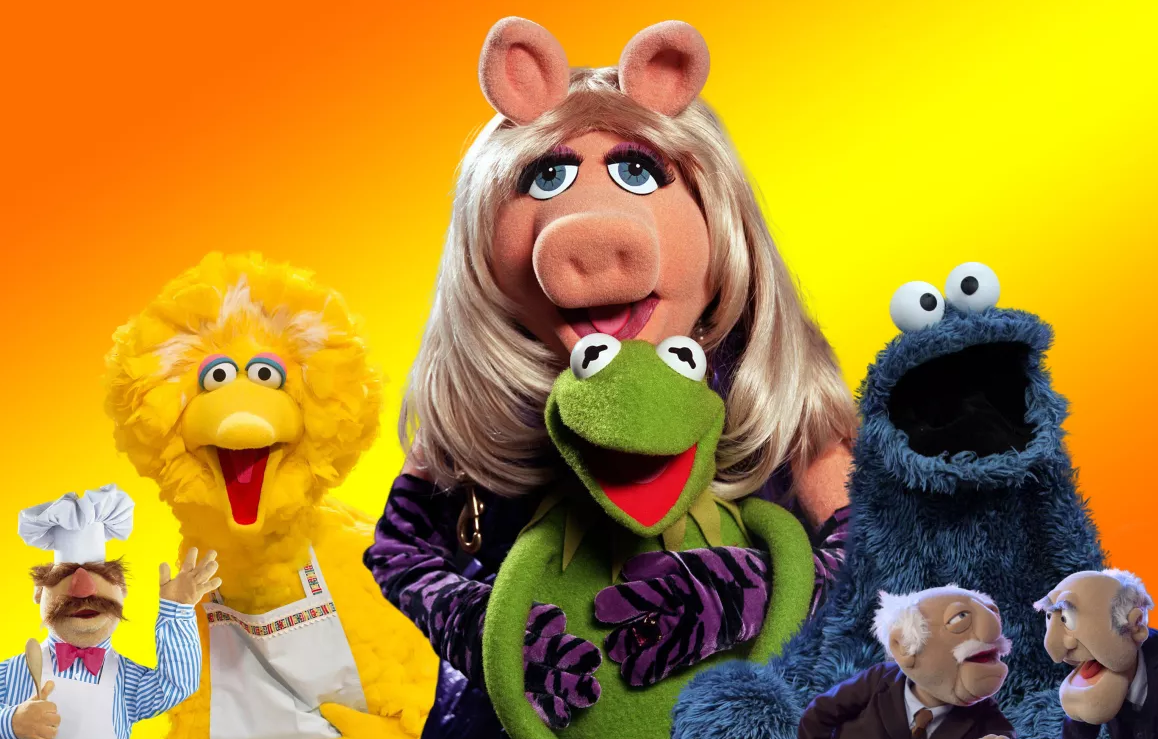 Group shot: Swedish Chef, Big Bird, Miss Piggy, Kermit, Cookie Monster, Statlder and Waldorf